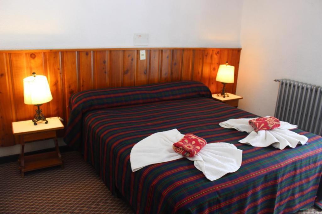 Hotel Dinko San Carlos de Bariloche Extérieur photo